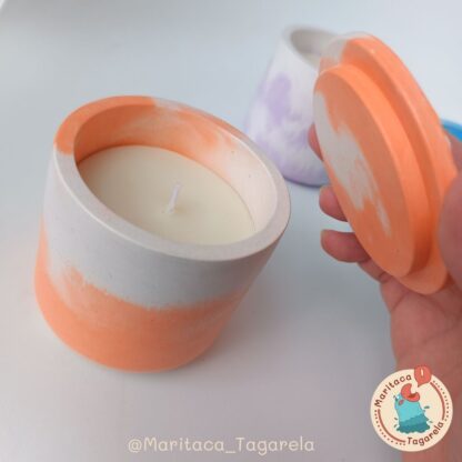 Vela Aromática - Ritmo Radiante (Pote Boho Zen – 130g) - Cor: Branco/Laranja