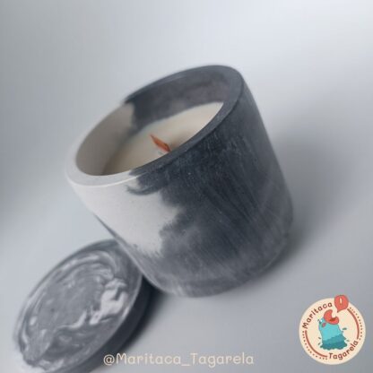 Vela Aromática - Ritmo Radiante (Pote Boho Zen – 130g) - Cor: Preto/Branco