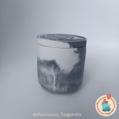 Vela Aromática - Ritmo Radiante (Pote Boho Zen – 130g) - Cor: Preto/Branco - Image 2