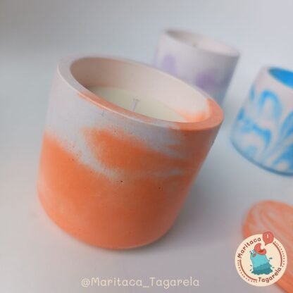 Vela Aromática - Ritmo Radiante (Pote Boho Zen – 130g) - Cor: Branco/Laranja - Image 2