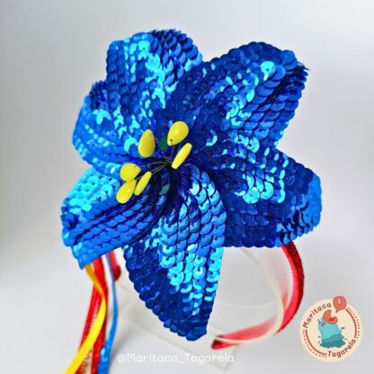 Tiara Flor de Paetê Azul - Image 3