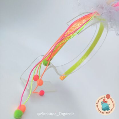 Tiara Pompom Neon - Image 3