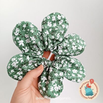 Scrunchie Flor G - Floral Verde 