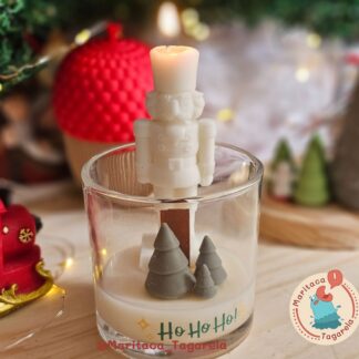 Vela 2 em 1 Soldadinho Mágico | Efeito Neve & Estalinho de Canela