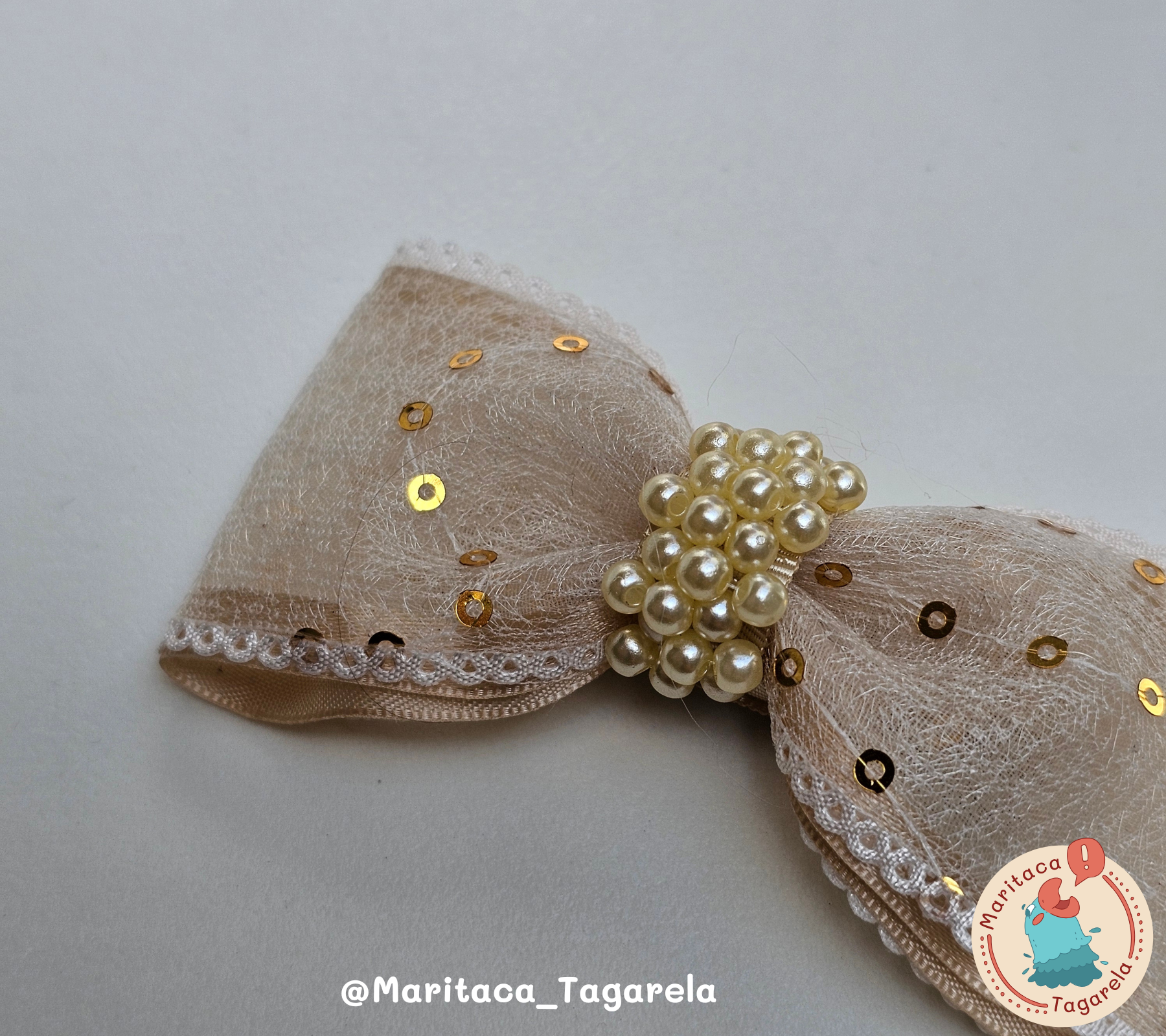 Lacinho Creme Paetê com Pérola – M - Imagem 2