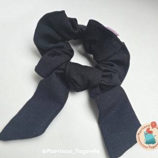 Scrunchie Preto com Laço